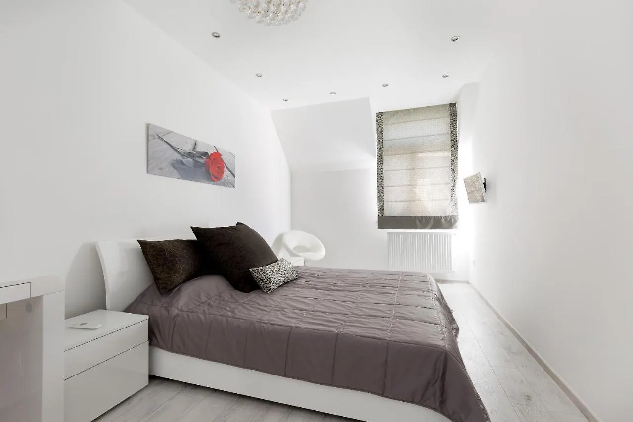 Апартаменты Budapest Central Square 2 Bedrooms Suite - Michaelides Residences Венгрия